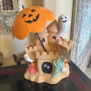Viral! Halloween Sandcastle Decoration with Ghosts  and zombie Lights up!